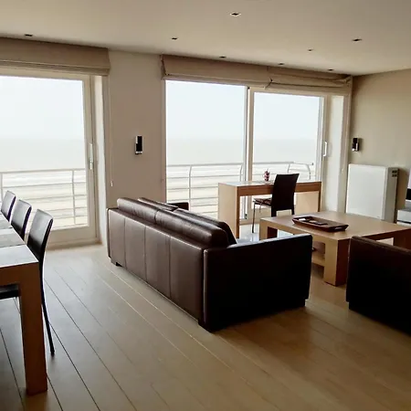 Stylish By The Sea, Cleaning Included * ניופורט