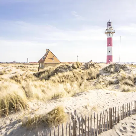 Stylish By The Sea, Cleaning Included Lägenhet